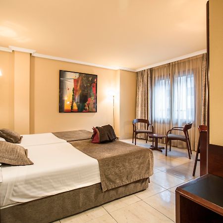 Yomo Imperial Otel Sant Julià de Lòria Dış mekan fotoğraf