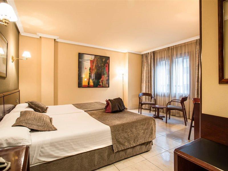 Yomo Imperial Otel Sant Julià de Lòria Dış mekan fotoğraf