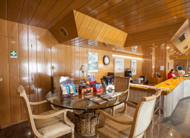 Yomo Imperial Otel Sant Julià de Lòria Dış mekan fotoğraf