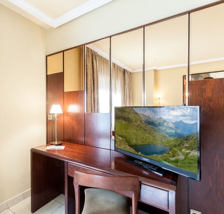 Yomo Imperial Otel Sant Julià de Lòria Dış mekan fotoğraf