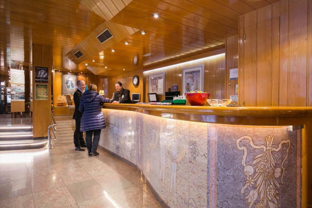 Yomo Imperial Otel Sant Julià de Lòria Dış mekan fotoğraf